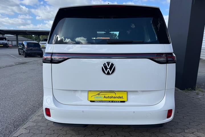 Hvid VW ID.Buzz fra 2023