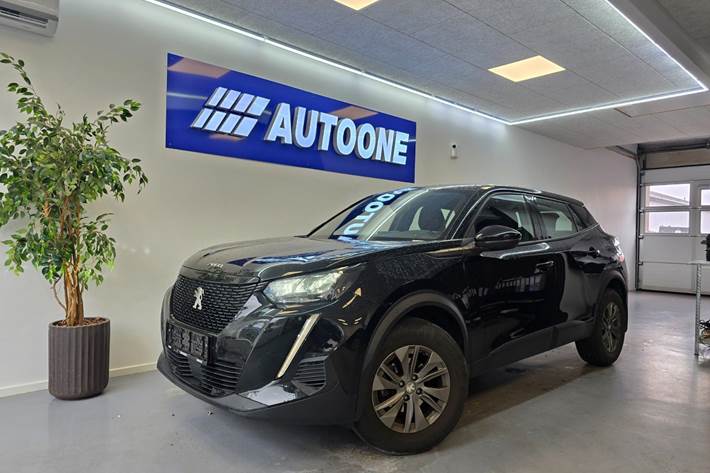 Sort Peugeot 2008 fra 2023
