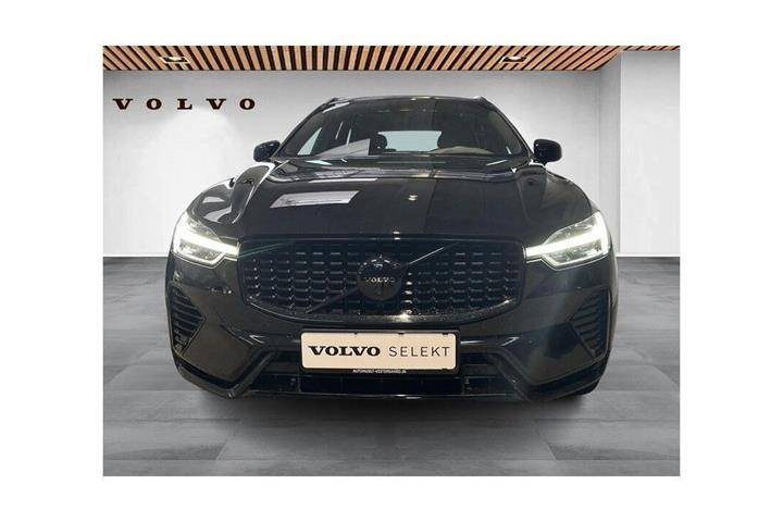 Sort Volvo XC60 fra 2025