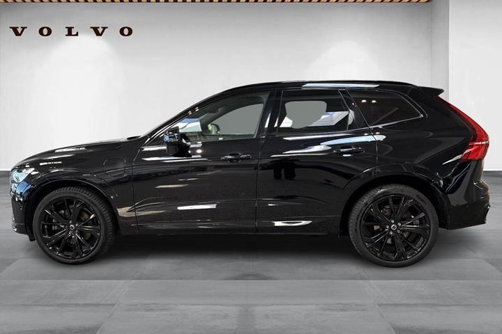 Sort Volvo XC60 fra 2025