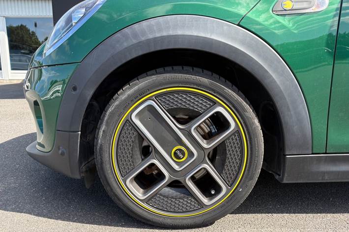 Grøn Mini Cooper SE fra 2020