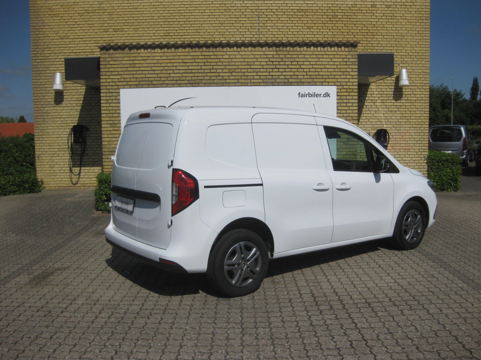 Hvid Mercedes Citan 110 fra 2023