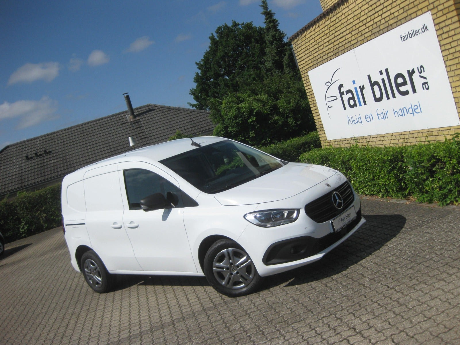 Hvid Mercedes Citan 110 fra 2023