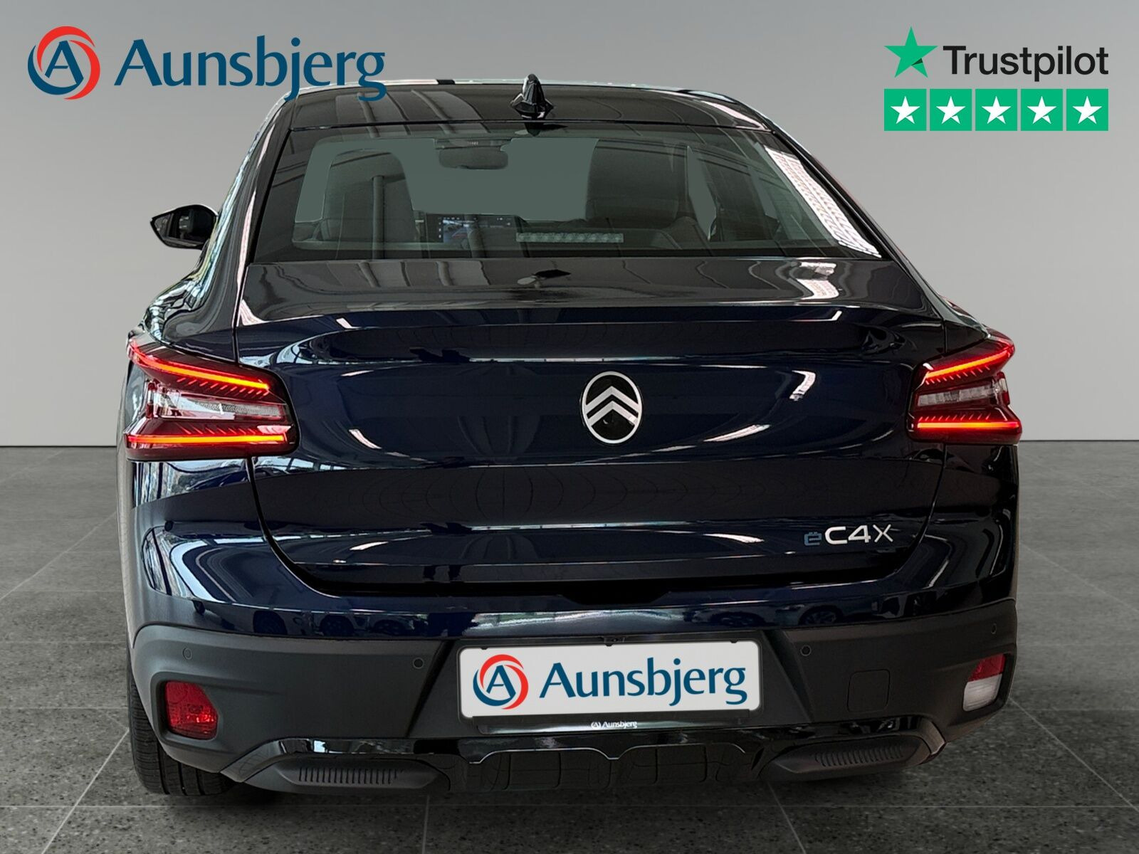 Blå Citroën ë-C4 X fra 2025