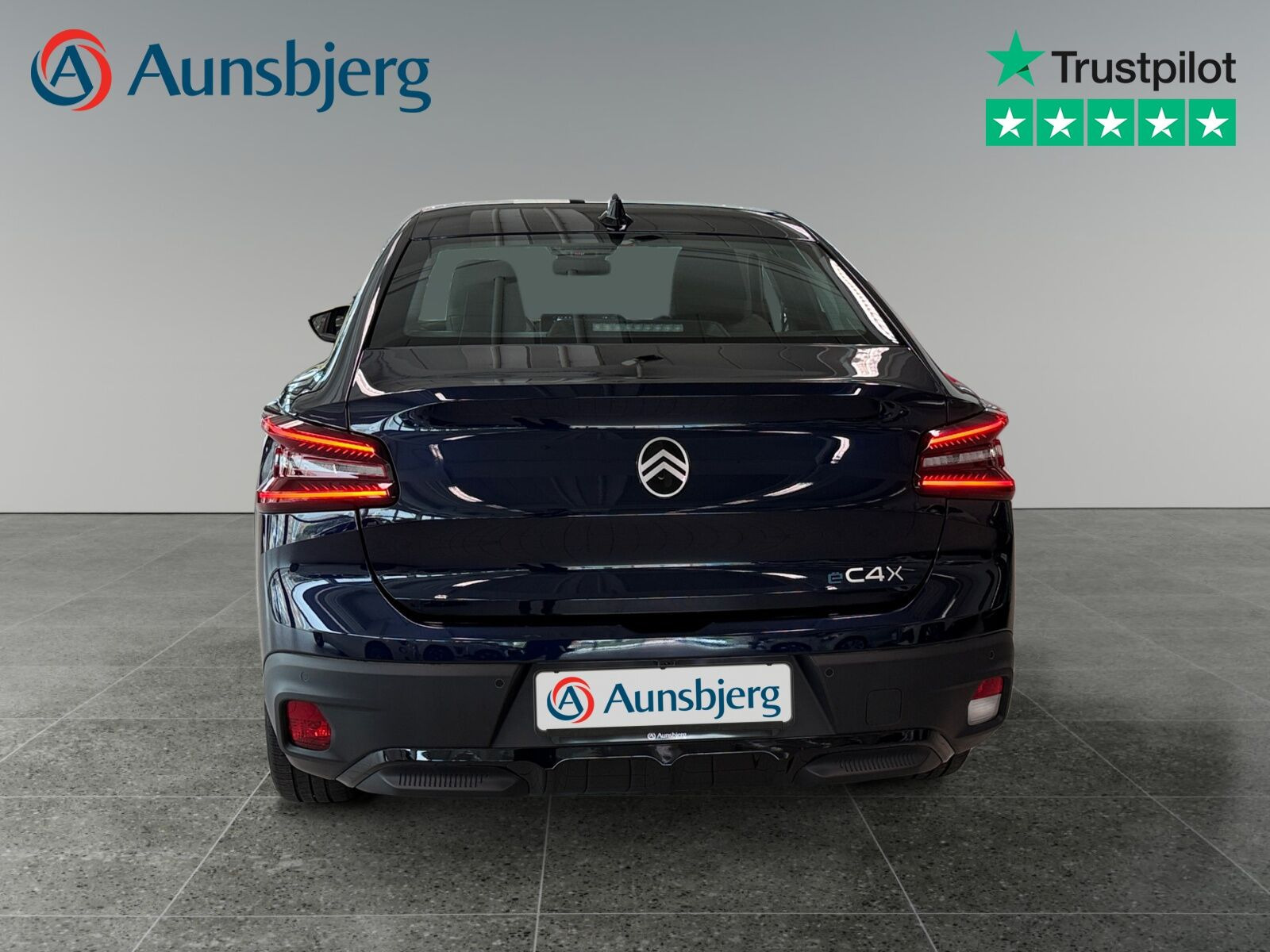 Blå Citroën ë-C4 X fra 2025