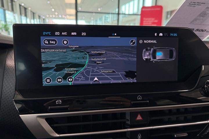 Blå Citroën ë-C4 X fra 2025