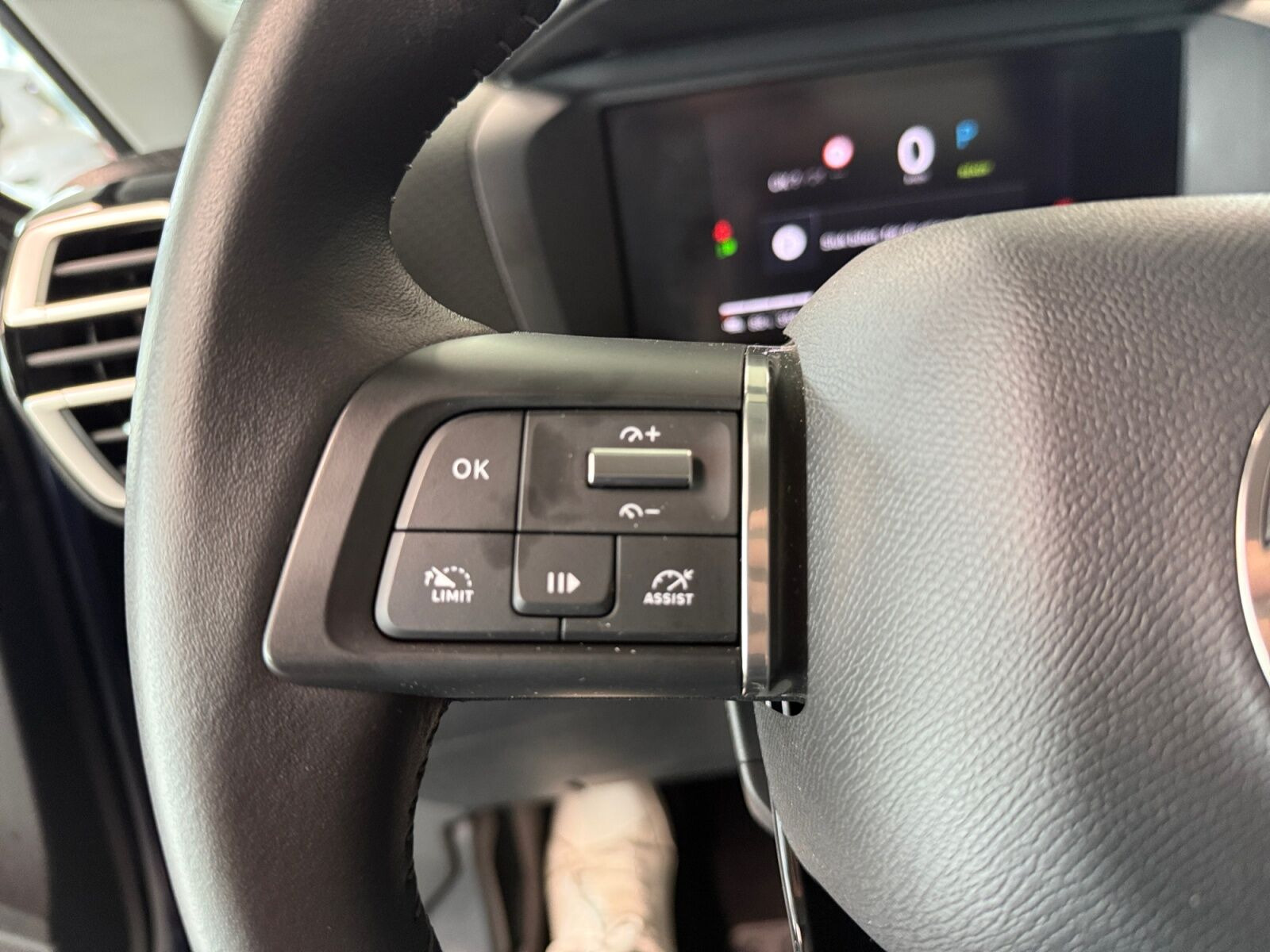 Blå Citroën ë-C4 X fra 2025