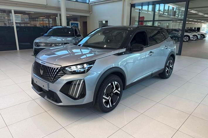 Grå Peugeot e-2008 fra 2025