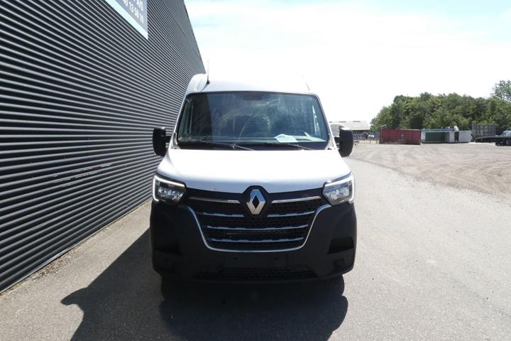 Hvid Renault Master IV T33 fra 2021