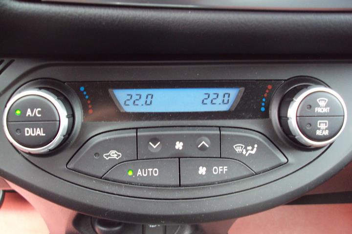 undefined Toyota Yaris fra 2017