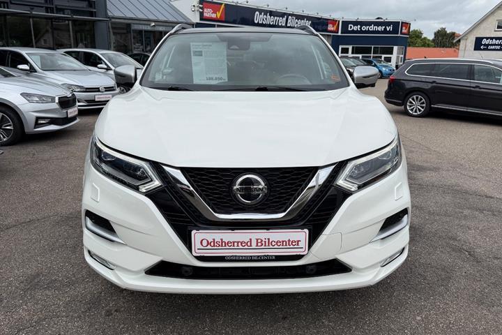 Hvid Nissan Qashqai fra 2019