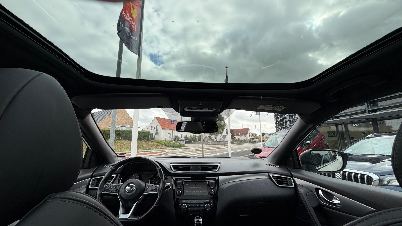 Hvid Nissan Qashqai fra 2019