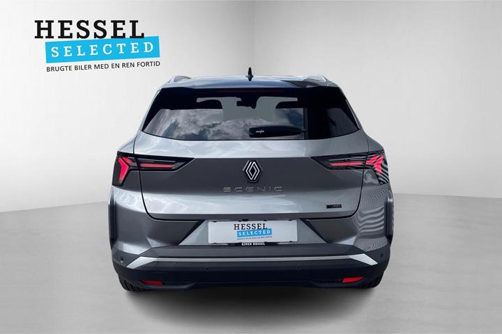 Grå Renault Scenic E-Tech fra 2026