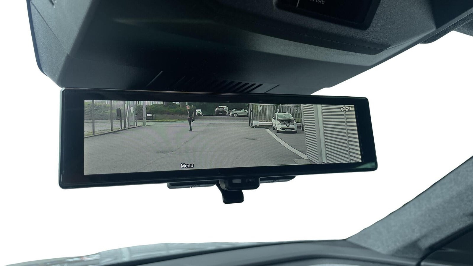 Grå Renault Scenic E-Tech fra 2026