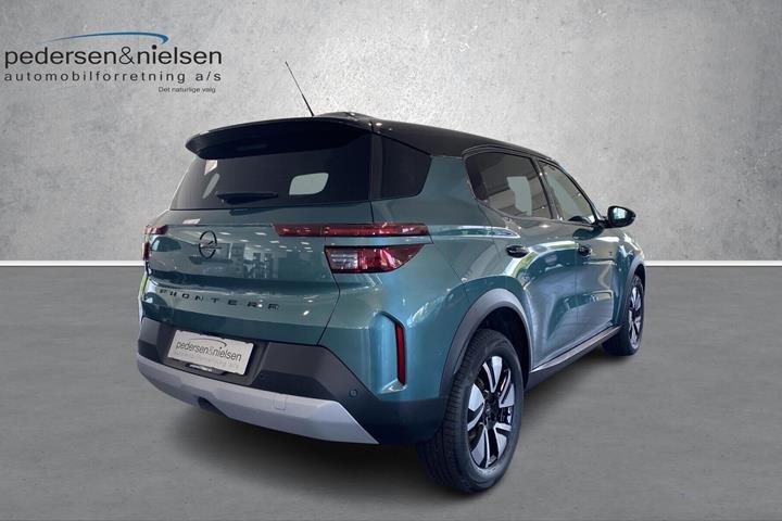 Grøn Opel Frontera fra 2025