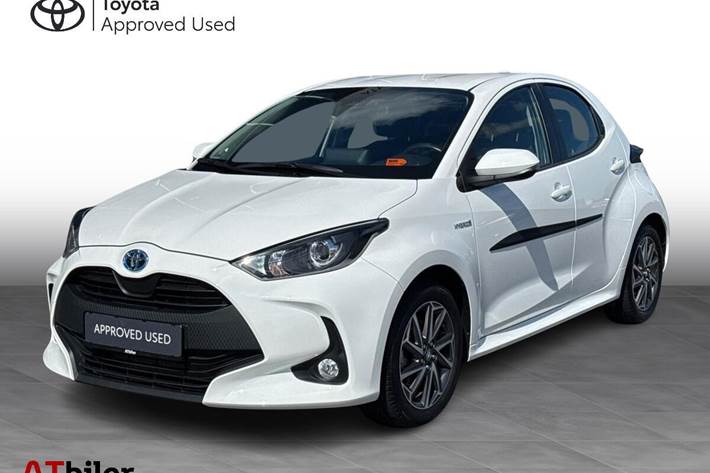Hvid Toyota Yaris fra 2020