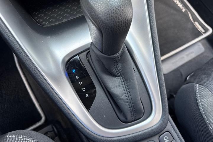 Hvid Toyota Yaris fra 2020