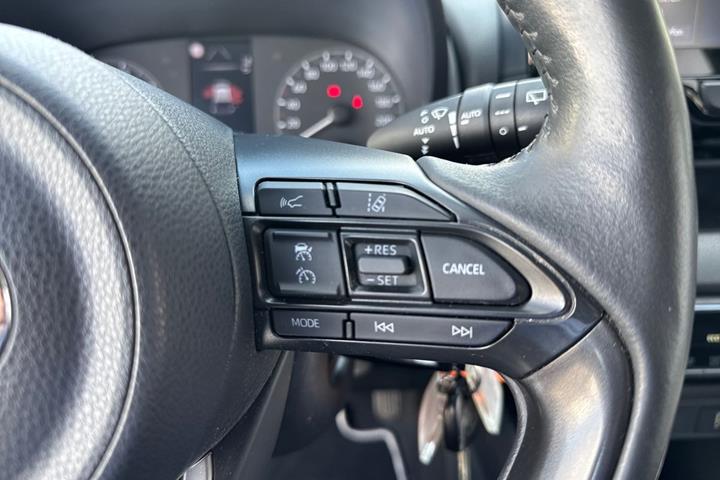 Hvid Toyota Yaris fra 2020