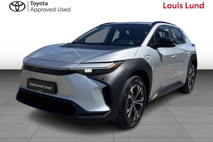 Sølv Toyota BZ4X fra 2025