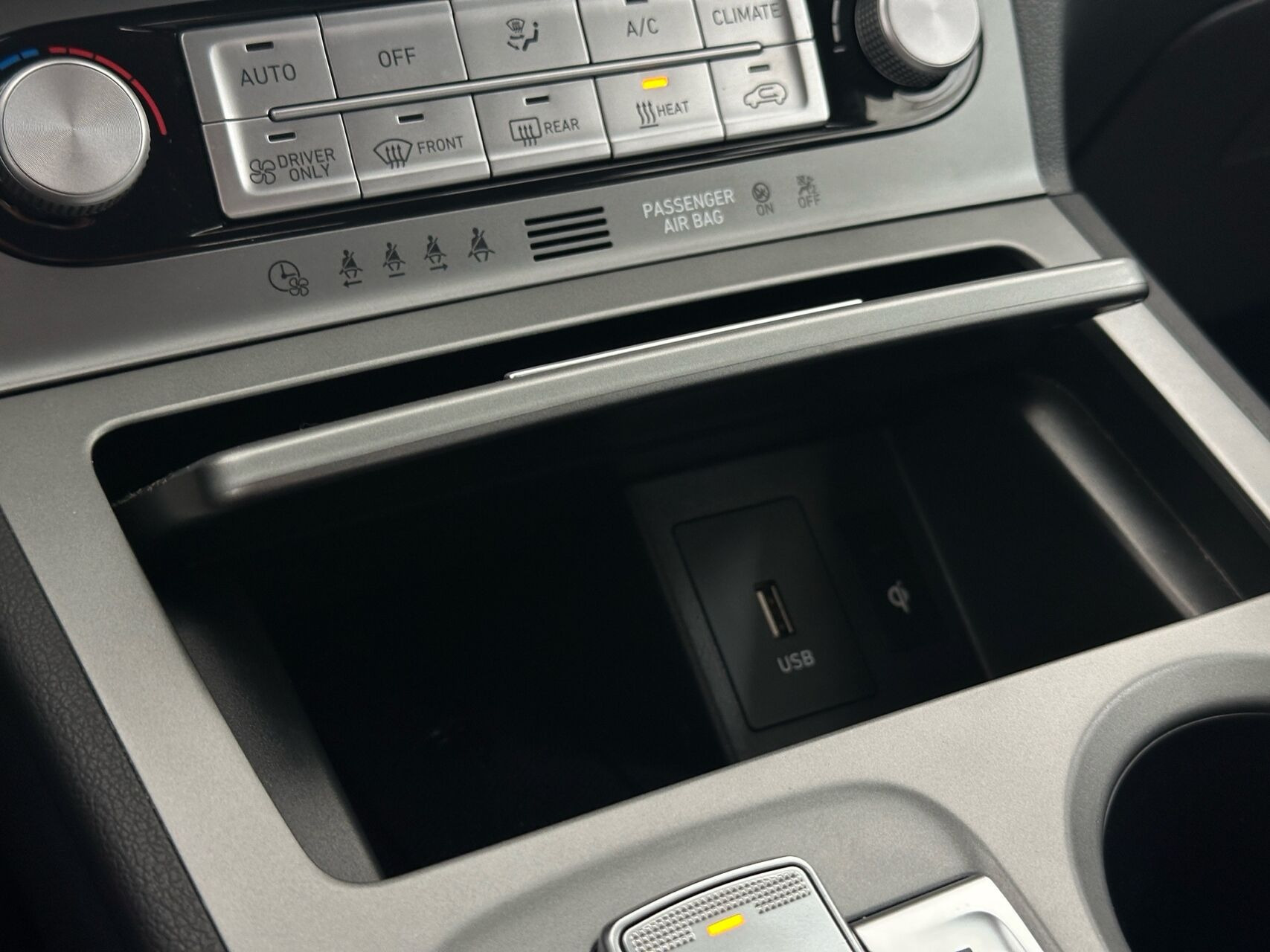 undefined Hyundai Kona fra 2023