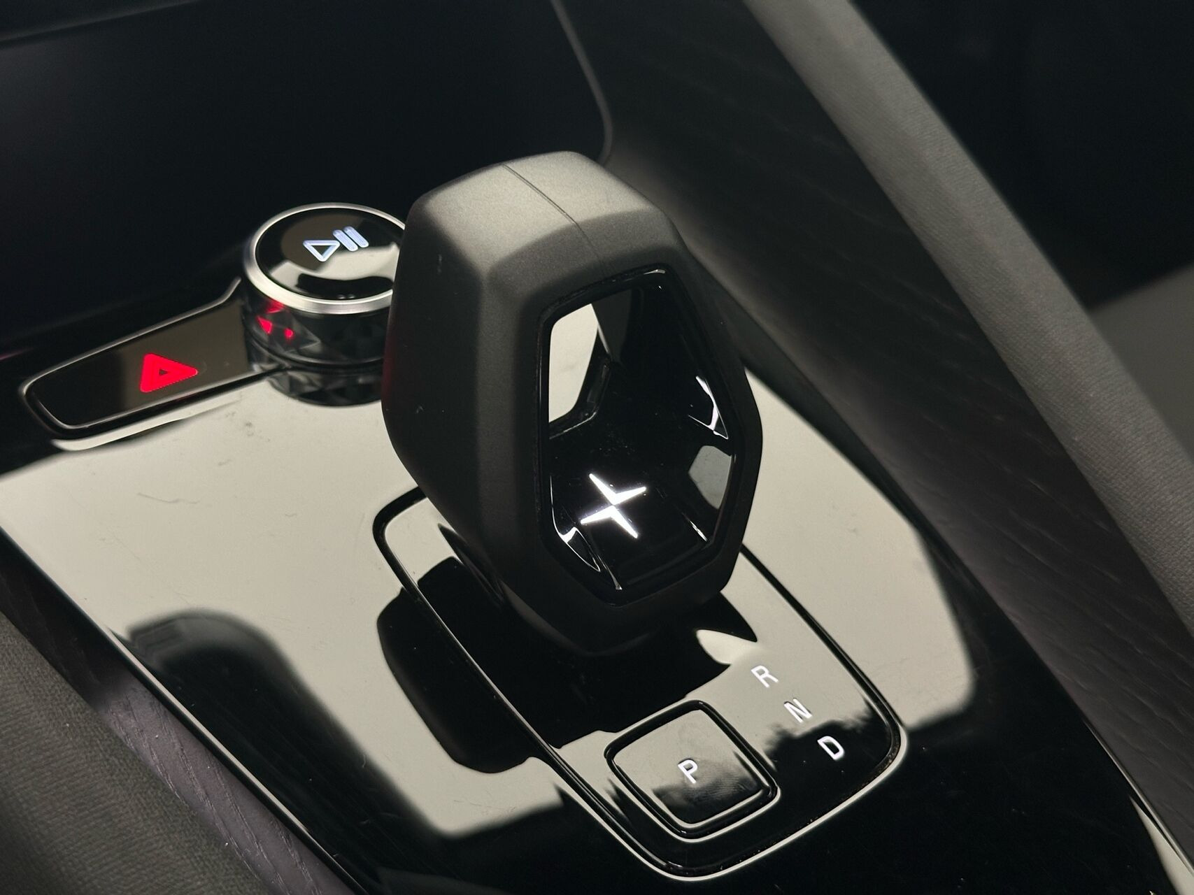 Hvid Polestar 2 fra 2022