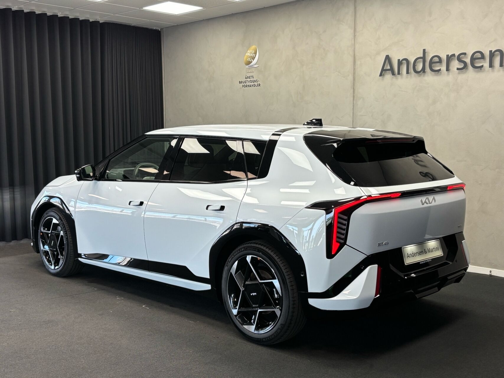 Hvid Kia EV4 fra 2026