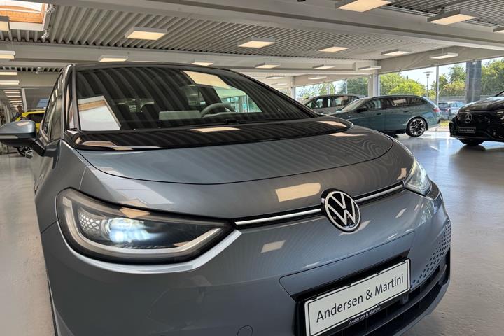 Blå VW ID.3 fra 2020