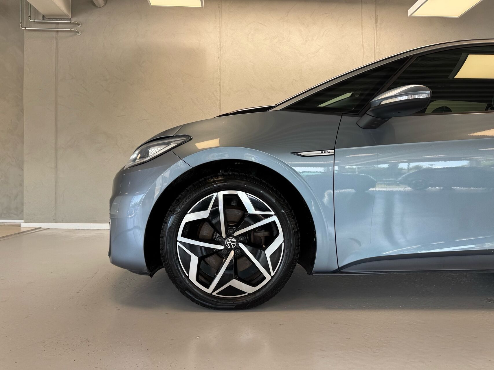 Blå VW ID.3 fra 2020