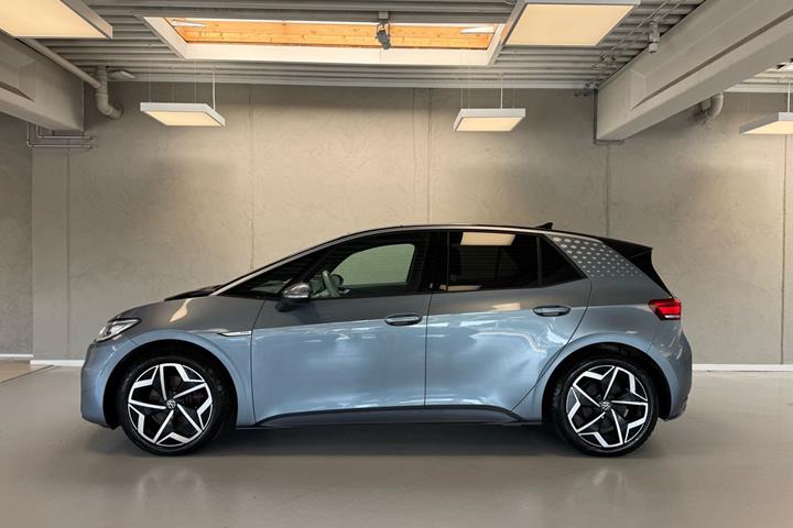 Blå VW ID.3 fra 2020