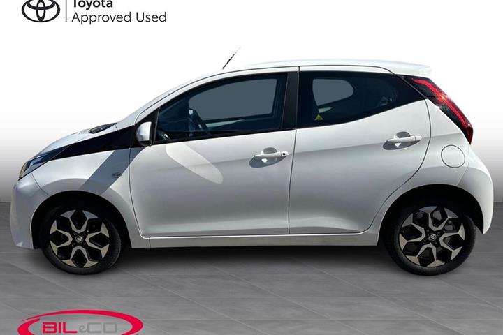 Hvid Toyota Aygo fra 2019