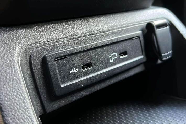 Sort Mercedes eCitan fra 2024
