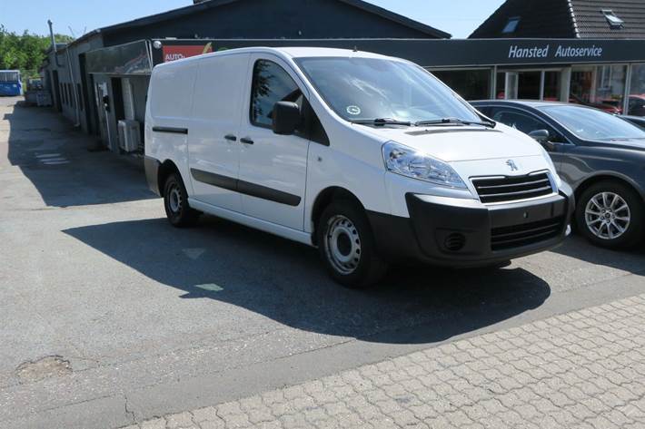 Hvid Peugeot Expert fra 2015