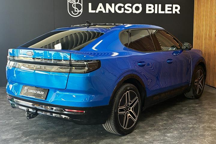 Blå Ford Capri fra 2025