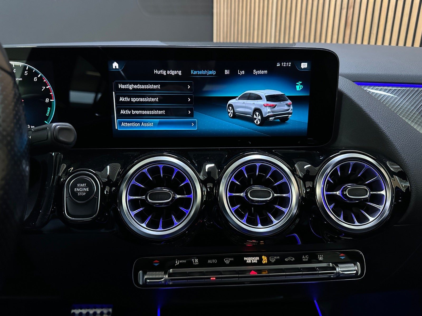 Sort Mercedes GLA250 e fra 2022