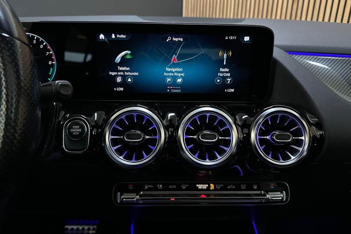 Sort Mercedes GLA250 e fra 2022