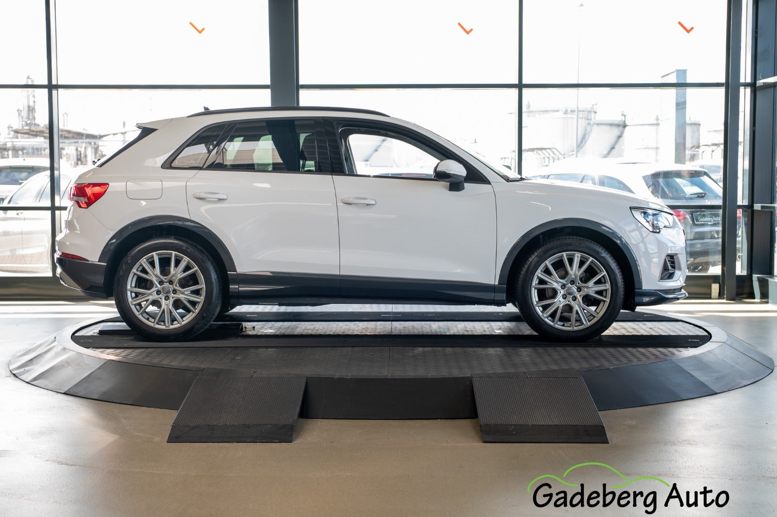 Hvid Audi Q3 fra 2019