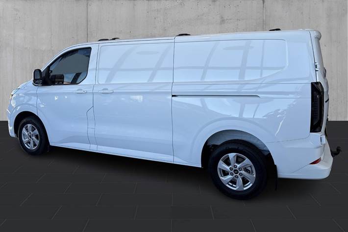 Grå Ford Transit Custom 320 L2 fra 2026