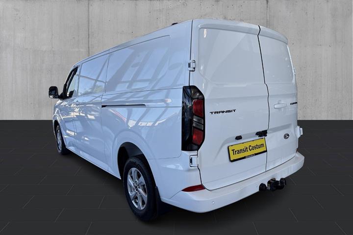 Grå Ford Transit Custom 320 L2 fra 2026
