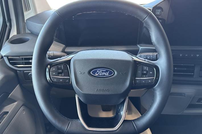 Grå Ford Transit Custom 320 L2 fra 2026