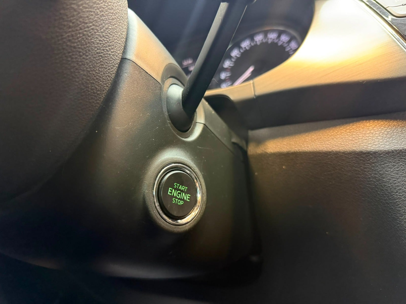 Grå Skoda Fabia fra 2018