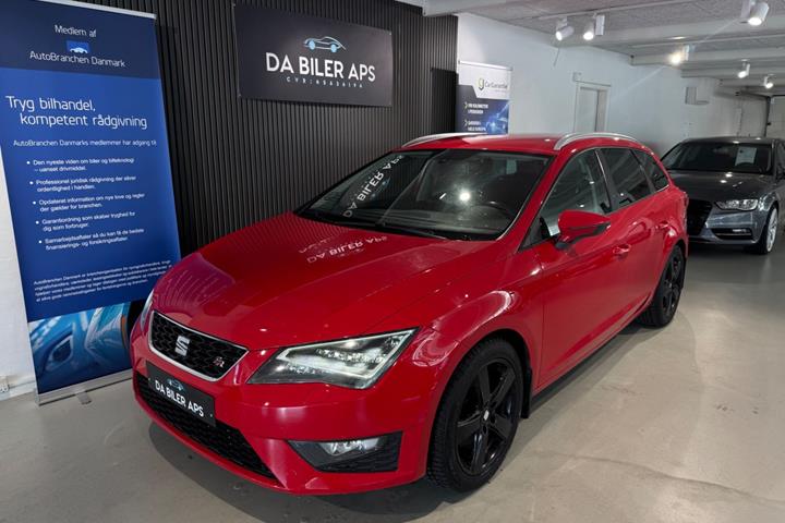 undefined Seat Leon fra 2014 set udefra