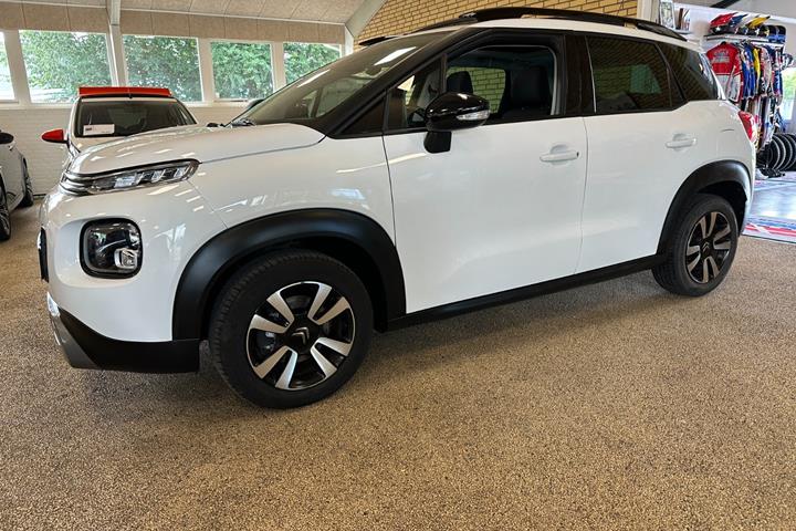 Hvid Citroën C3 Aircross fra 2020 set udefra