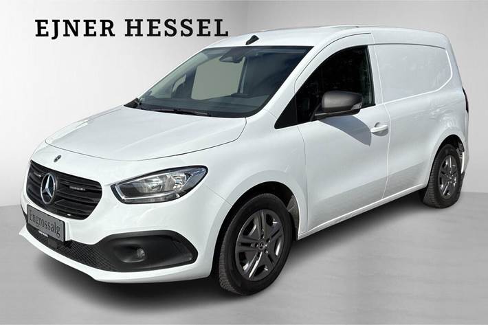 Hvid Mercedes Citan 110 fra 2023