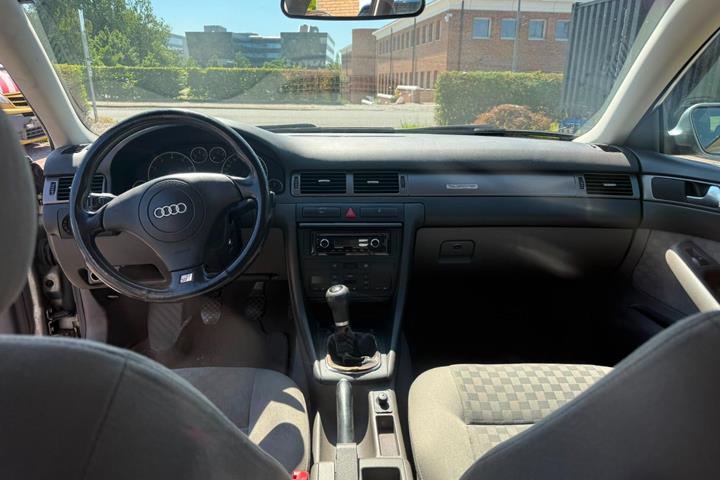 undefined Audi A6 fra 2004