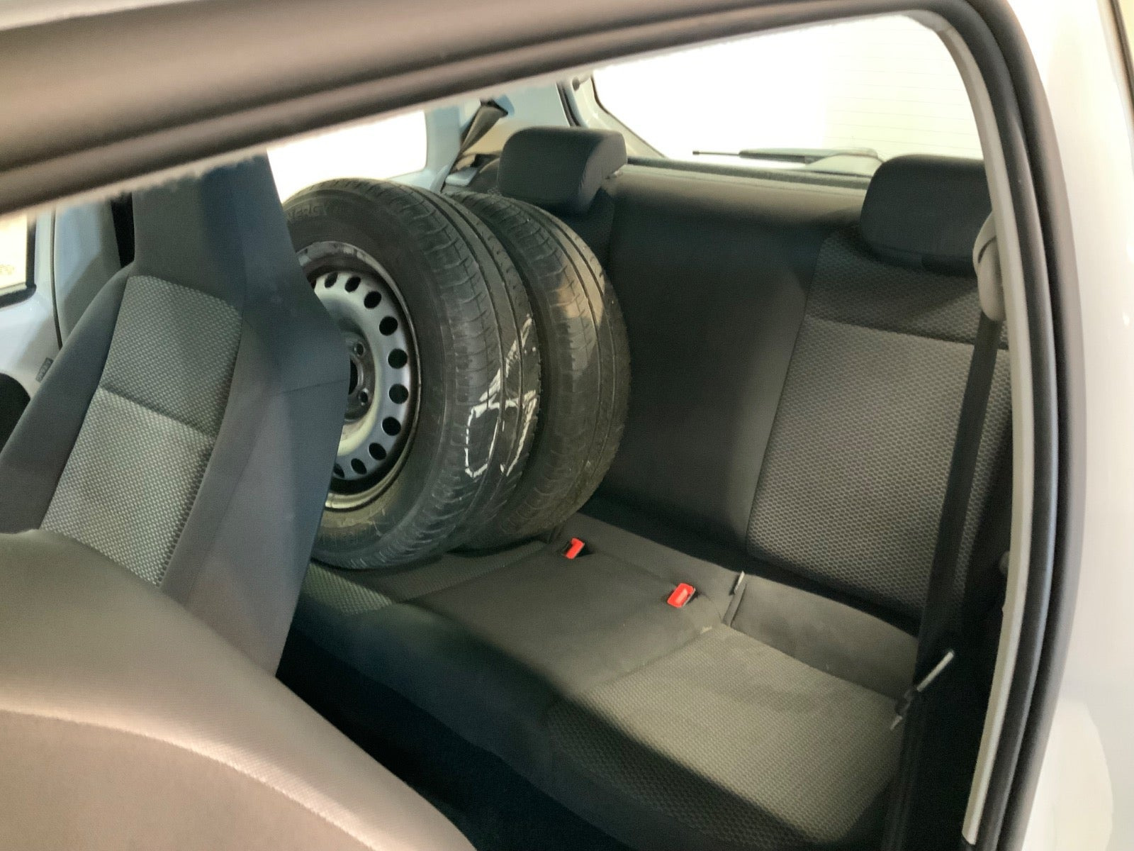 Hvid Seat Mii fra 2014
