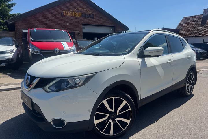 undefined Nissan Qashqai fra 2014 set udefra