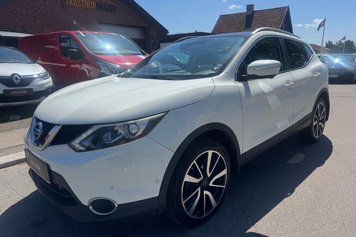 undefined Nissan Qashqai fra 2014