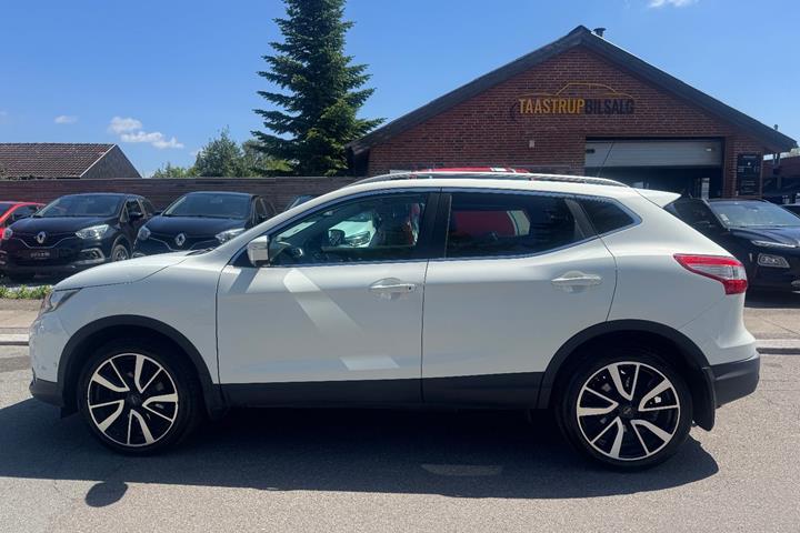 undefined Nissan Qashqai fra 2014
