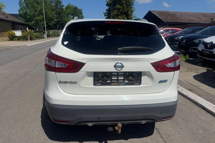 undefined Nissan Qashqai fra 2014