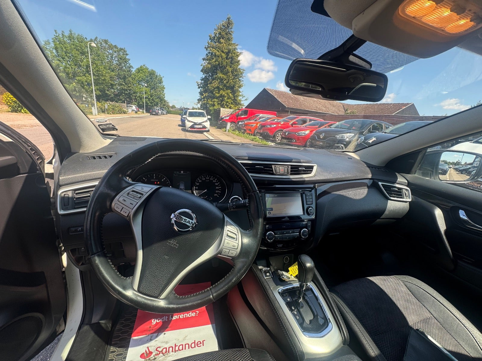 undefined Nissan Qashqai fra 2014